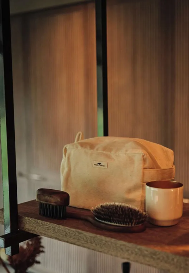 Accessories Living FYNCHHATTON Bintou Cosmetic Bag Made Of Feincord Offwhite