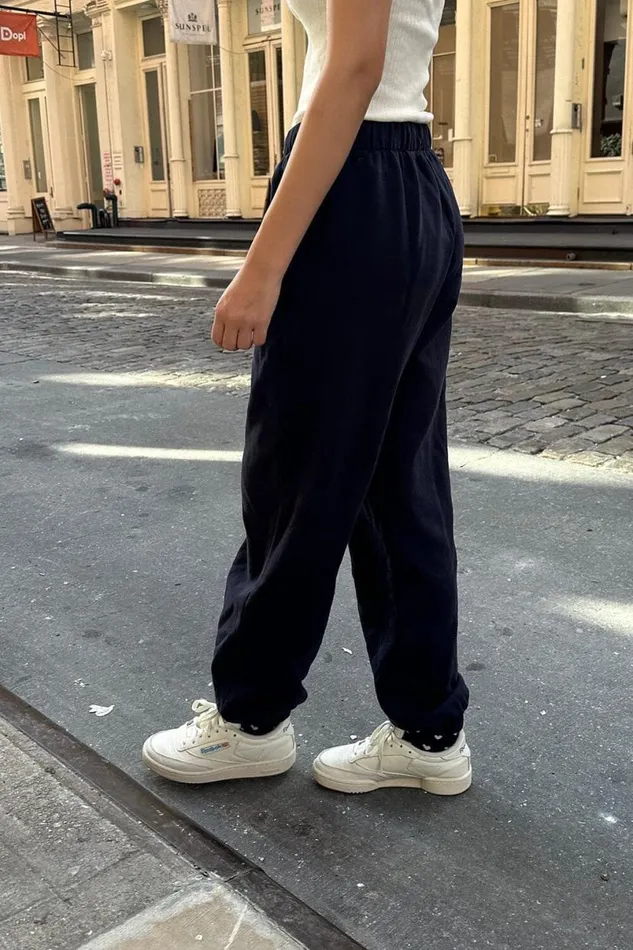 Clothing Rosa Sweatpants Brandy Melville SWEATPANTS and SWEATSHIRTS Clothing Rosa Sweatpants Brandy Melville SWEATPANTS and SWEATSHIRTS