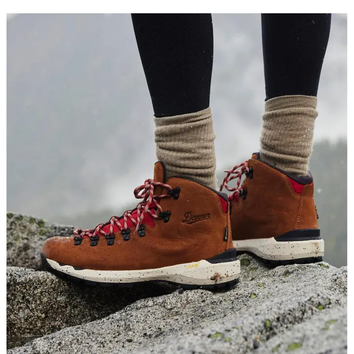 Danner Boots Mountain 600 EVO Mocha Brownrhodo Red 8211 Women Danner Boots Mountain 600 EVO Mocha Brownrhodo Red 8211 Women