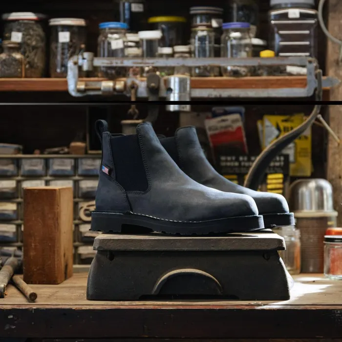 Danner SlipOns and Chelseas Bull Run Chelsea 5034 Black 8211 Women