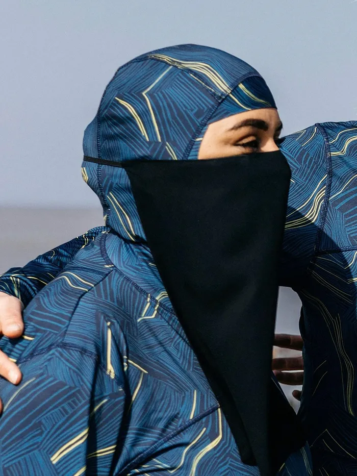 Finisterre Hats and Beanies MenWomen Into The Sea039 Hijab Geometric Print