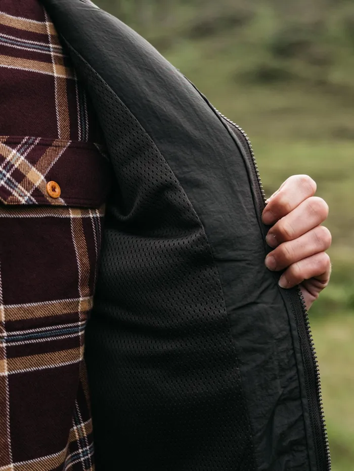 Finisterre Jackets and Coats Men Orsik Fleece Jacket Raven Black