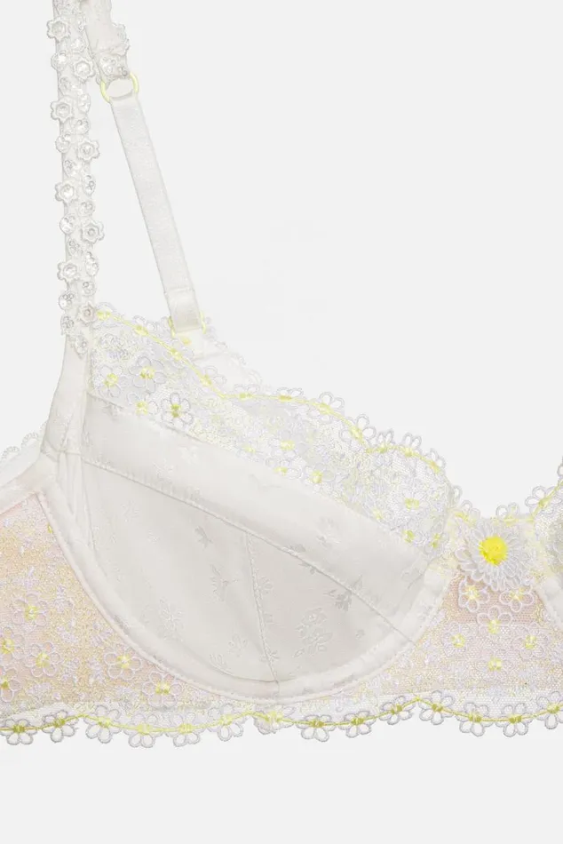 For Love and Lemons Lingerie 3D Daisy Underwire Bra White 8211 Women For Love and Lemons Lingerie 3D Daisy Underwire Bra White 8211 Women