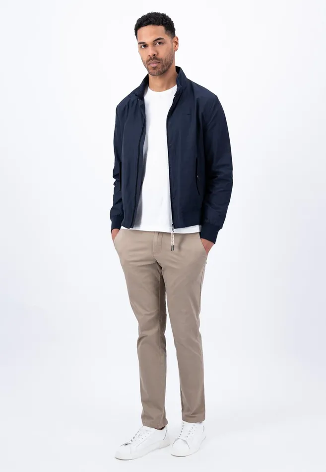 FYNCHHATTON Blouson Jacket Made Of Cotton Orient Reddark Navydusty Olivestone Men Jackets and Coats FYNCHHATTON Blouson Jacket Made Of Cotton Orient Reddark Navydusty Olivestone Men Jackets and Coats