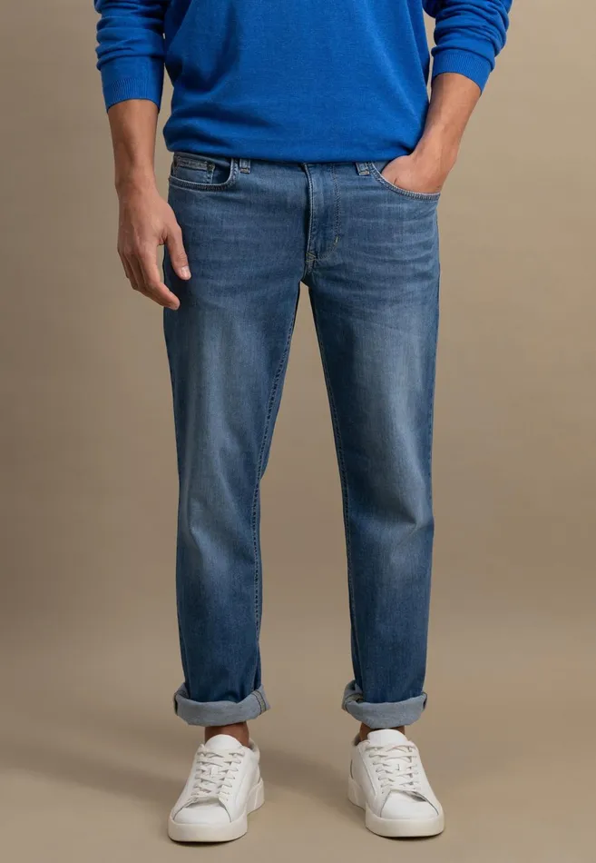 FYNCHHATTON Casual Fit Jeans In 5pocket Design Light Bluemid Blue Men Pants