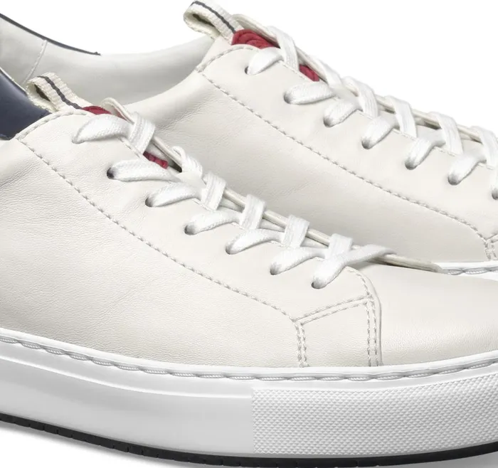 Johnston and Murphy Anson LacetoToe White Sheepskin Men Sneakers Johnston and Murphy Anson LacetoToe White Sheepskin Men Sneakers
