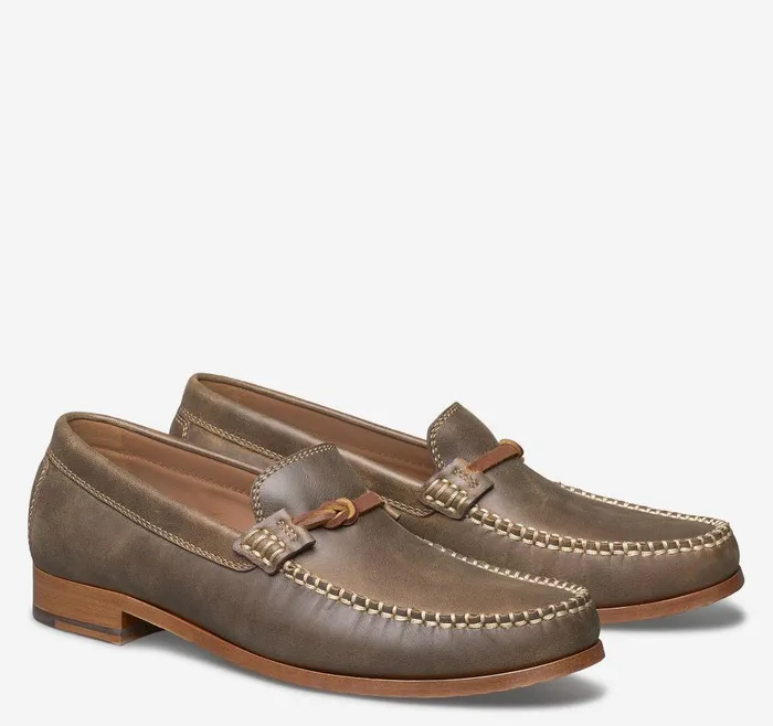 Johnston and Murphy Baldwin Leather Bit Brown American Full Grain Men SlipOns Johnston and Murphy Baldwin Leather Bit Brown American Full Grain Men SlipOns