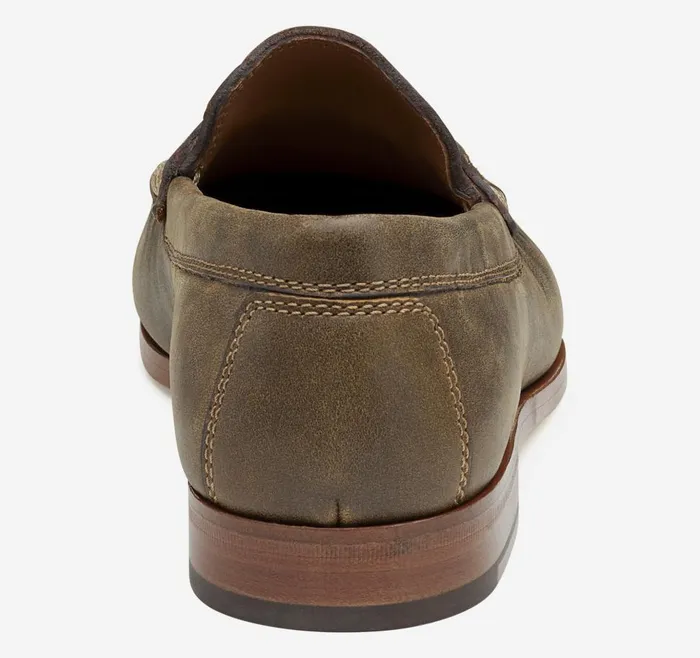 Johnston and Murphy Baldwin Leather Bit Brown American Full Grain Men SlipOns Johnston and Murphy Baldwin Leather Bit Brown American Full Grain Men SlipOns