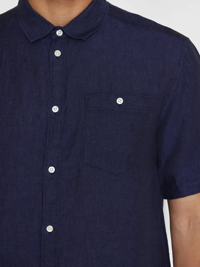 KnowledgeCotton Apparel Shirts Custom Fit Linen Short Sleeve Shirt Yarndyed 8211 Men KnowledgeCotton Apparel Shirts Custom Fit Linen Short Sleeve Shirt Yarndyed 8211 Men