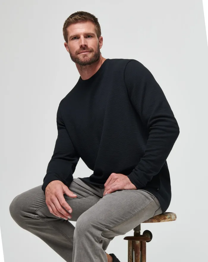 Men Hoodies and Sweatshirts TravisMathew CLOUD WAFFLE CREW Black