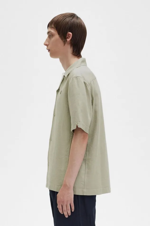 Men LinenBlend Revere Collar Shirt Seagrass Fred Perry Shirts