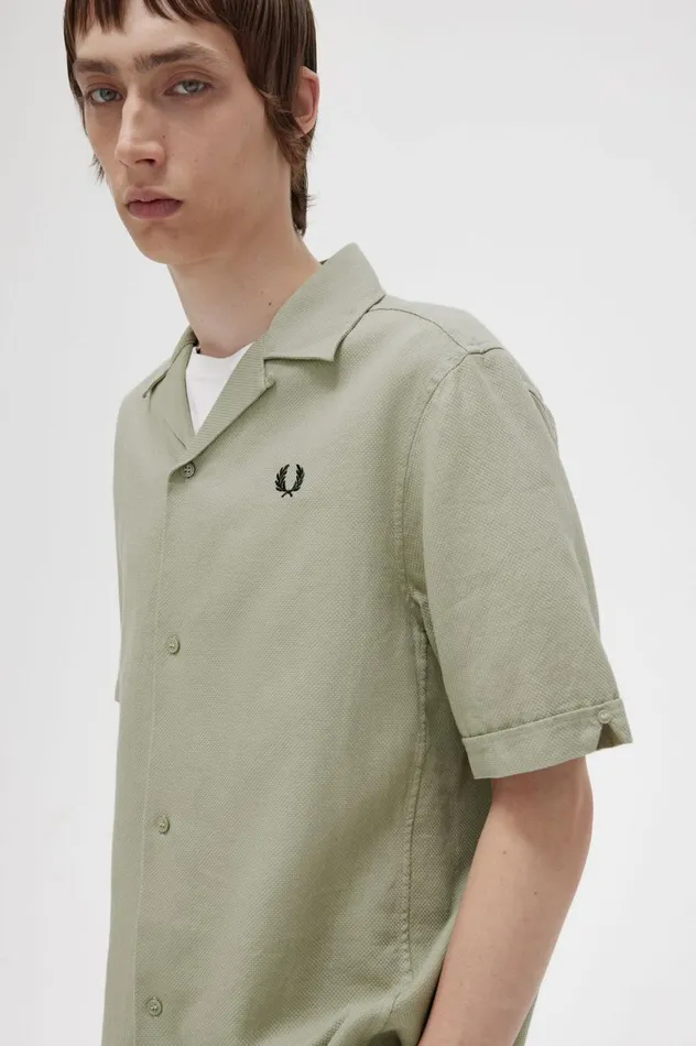 Men LinenBlend Revere Collar Shirt Seagrass Fred Perry Shirts