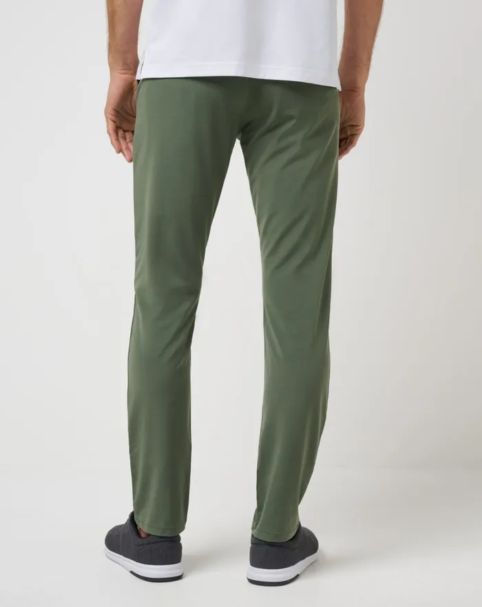 Men Pants TravisMathew OPEN TO CLOSE TECH CHINO PANT Thyme