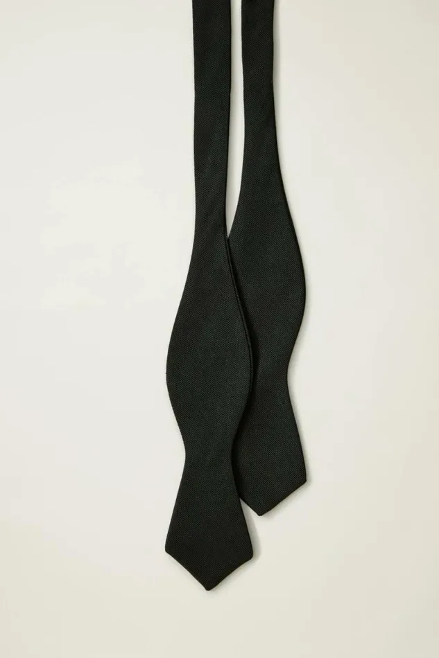 Men Premium Bowtie Matte Black Silk Bonobos Ties and Pocket Squares