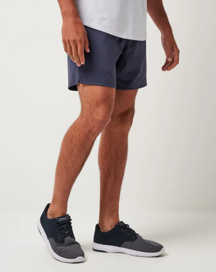 Men Shorts TravisMathew CLOUD TRACK SHORT 7IN Mood Indigo