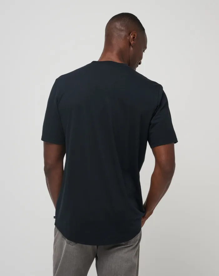 Men Tees TravisMathew ALL ADRIFT TEE Black
