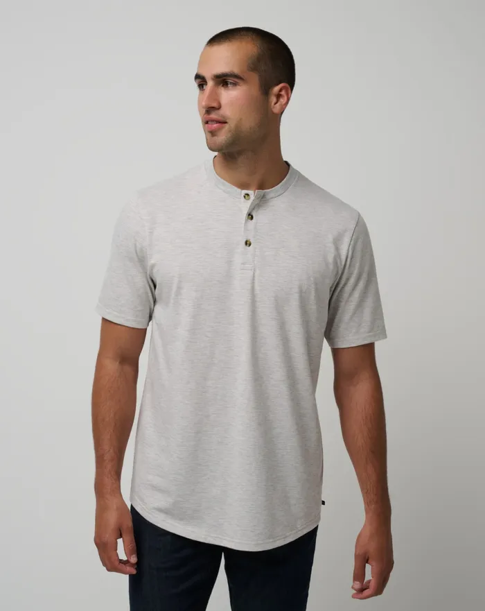 Men Tees TravisMathew ALL ADRIFT TEE Heather Light Grey
