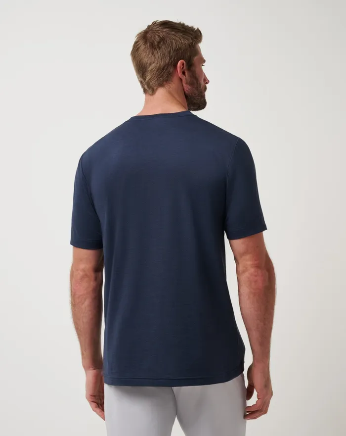 Men Tees TravisMathew HEATER PRO TEE Total Eclipse