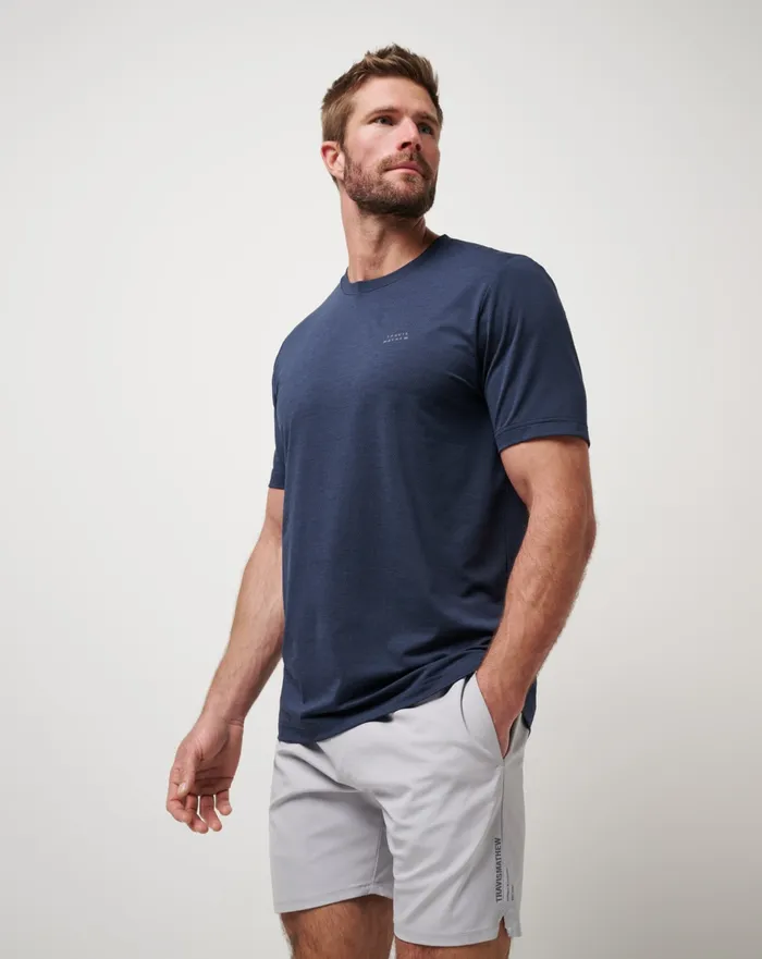 Men Tees TravisMathew HEATER PRO TEE Total Eclipse