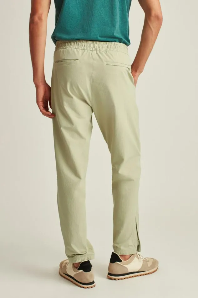 Men The Crossover Jogger Fossil Grey Bonobos Joggers and Athleisure