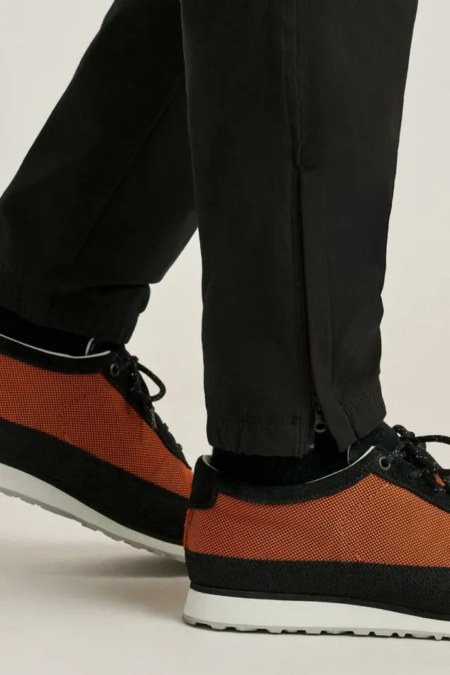 Men The Crossover Jogger Jet Black Bonobos Joggers and Athleisure