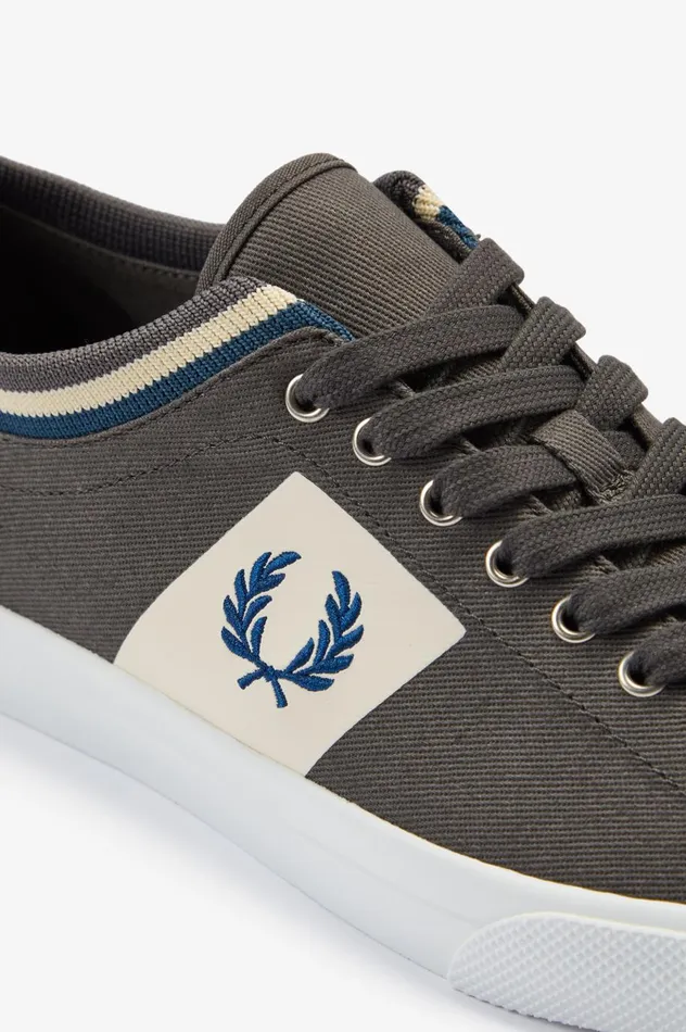 Men Underspin Tipped Cuff Twill Gunmetal Fred Perry Shoes