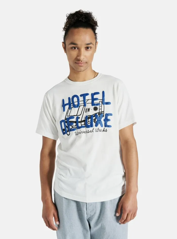 Print Tee In Ecru 039Hotel Deluxe039Single Jersey Men Universal Works Tees