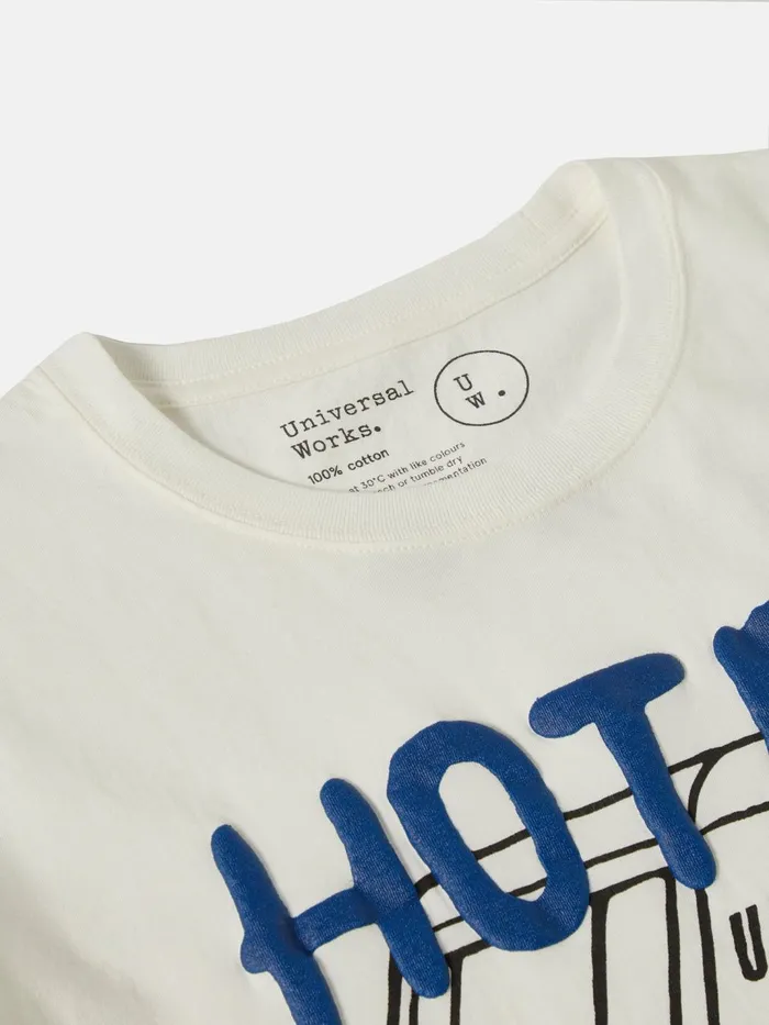 Print Tee In Ecru 039Hotel Deluxe039Single Jersey Men Universal Works Tees