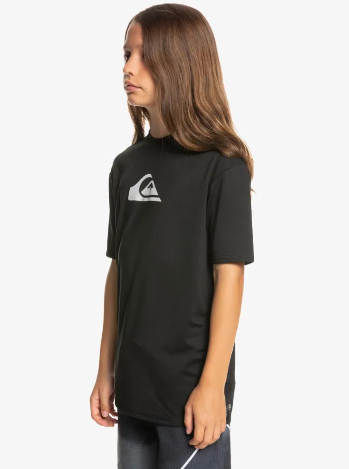 Quiksilver 816 Solid Streak Short Sleeve UPF 50 Surf TShirt Black Boys Rashguards