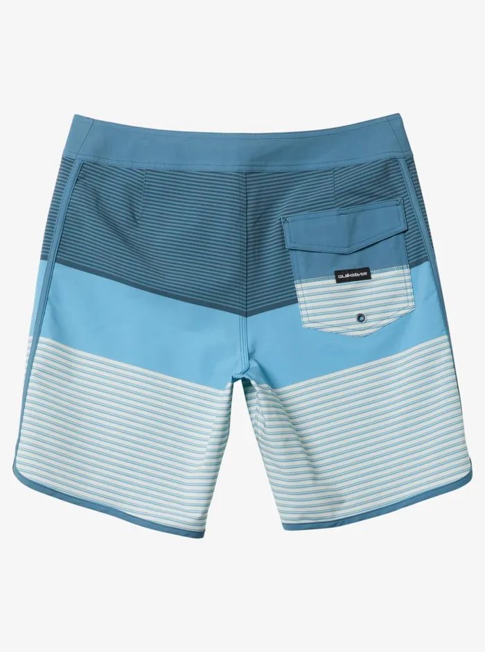 Quiksilver 816 Surfsilk Tijuana 17034 Boardshorts Midnight Navy Boys Shorts Quiksilver 816 Surfsilk Tijuana 17034 Boardshorts Midnight Navy Boys Shorts
