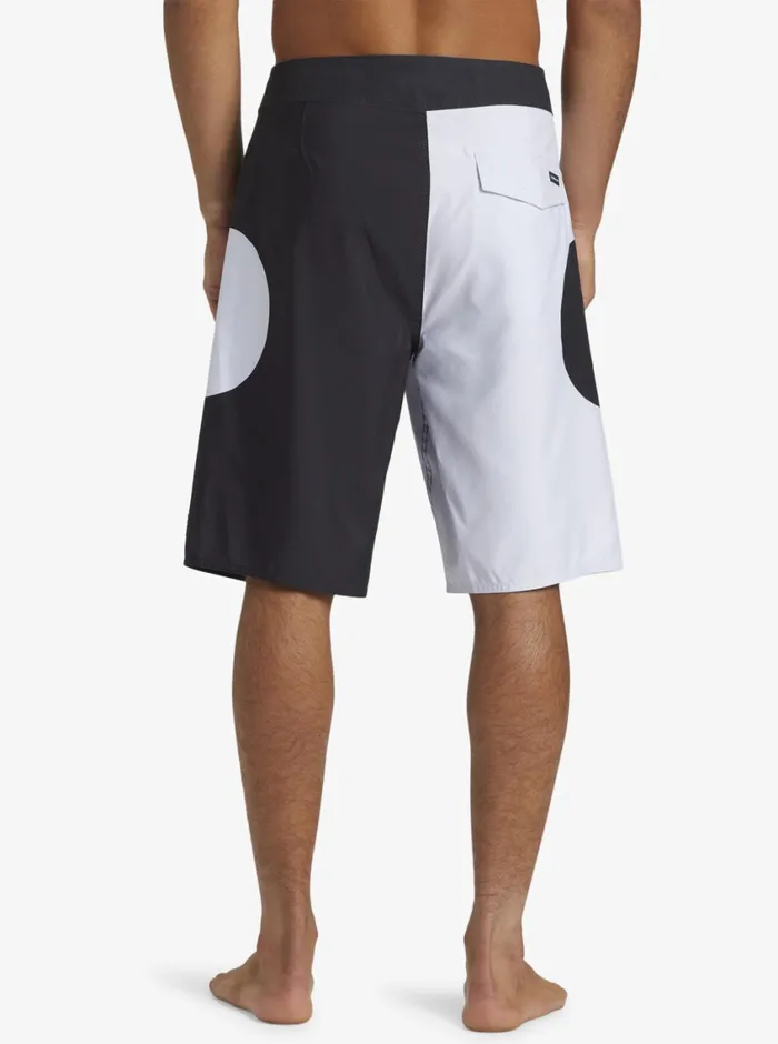 Quiksilver Everyday Griff Straight 21034 Boardshorts Black Mens Boardshorts Quiksilver Everyday Griff Straight 21034 Boardshorts Black Mens Boardshorts