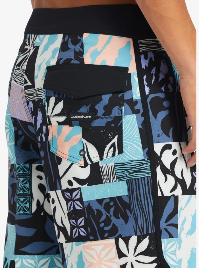 Quiksilver Surfsilk Hawaii Scallop 19034 Boardshorts Black Mens Shorts and Amphibians Quiksilver Surfsilk Hawaii Scallop 19034 Boardshorts Black Mens Shorts and Amphibians