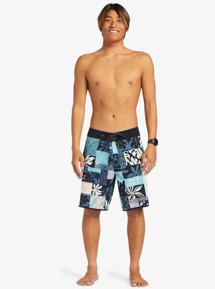Quiksilver Surfsilk Hawaii Scallop 19034 Boardshorts Black Mens Shorts and Amphibians Quiksilver Surfsilk Hawaii Scallop 19034 Boardshorts Black Mens Shorts and Amphibians