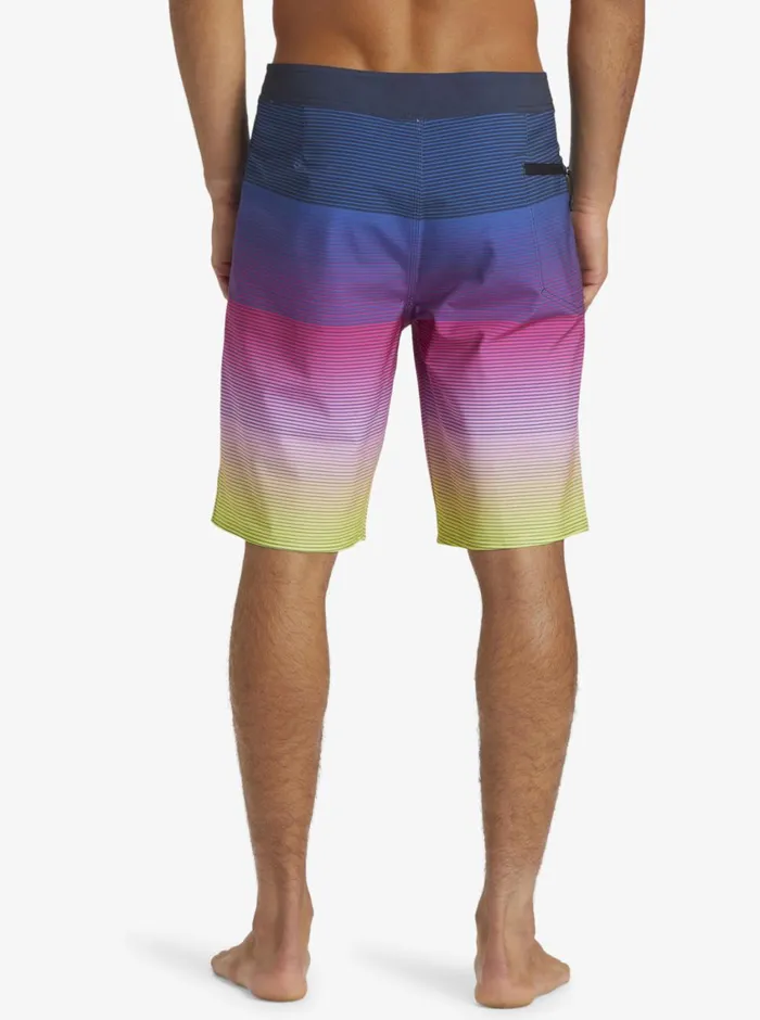 Quiksilver Surfsilk Massive 20034 Boardshorts Dark Navy Mens Boardshorts Quiksilver Surfsilk Massive 20034 Boardshorts Dark Navy Mens Boardshorts