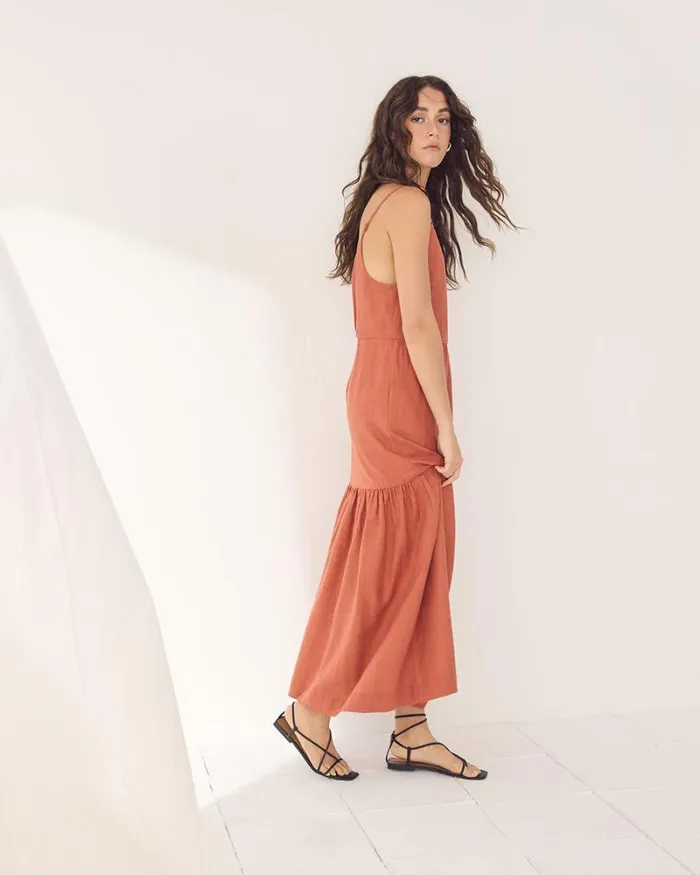 RWandCO Dresses Sleeveless SquareNeck LinenBlend Straight Maxi Dress Etruscand Red 8211 Women RWandCO Dresses Sleeveless SquareNeck LinenBlend Straight Maxi Dress Etruscand Red 8211 Women