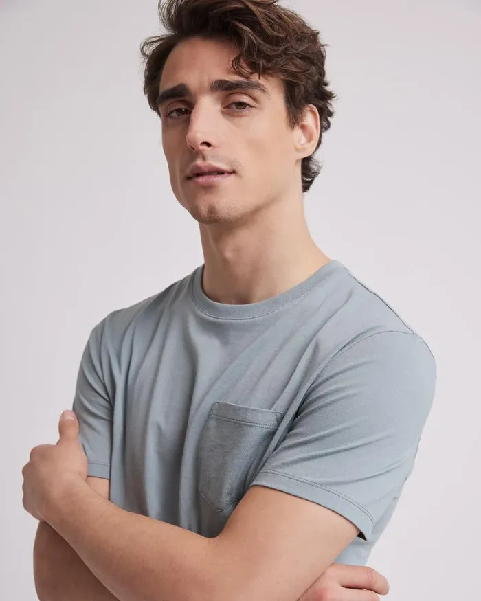 RWandCO TShirts Solid ShortSleeve CrewNeck Tee With Chest Pocket Silver Blue 8211 Men RWandCO TShirts Solid ShortSleeve CrewNeck Tee With Chest Pocket Silver Blue 8211 Men