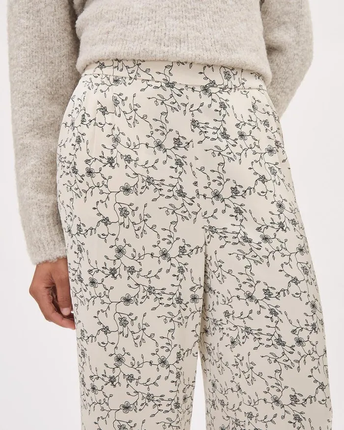 RWandCO Wide Leg Satin PullOn HighRise WideLeg Pant Black And Oatmeal Flowers Multi 8211 Women RWandCO Wide Leg Satin PullOn HighRise WideLeg Pant Black And Oatmeal Flowers Multi 8211 Women