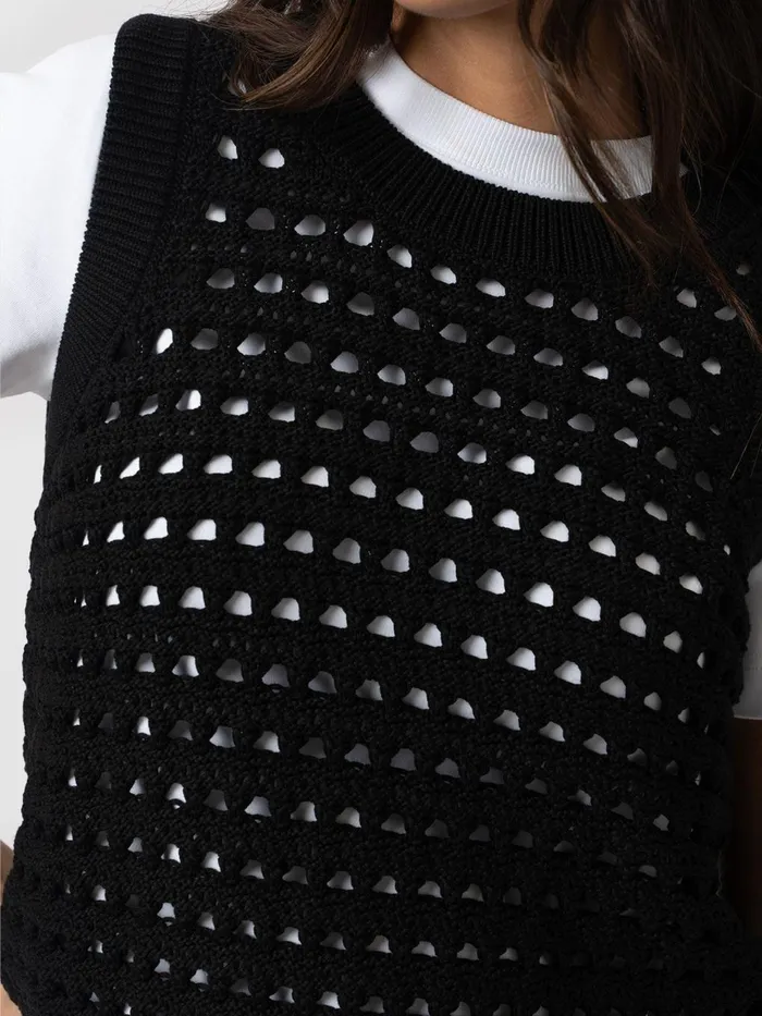 Saint And Sofia Knitwear Women Adler Sleeveless Knit 8211 Black Black