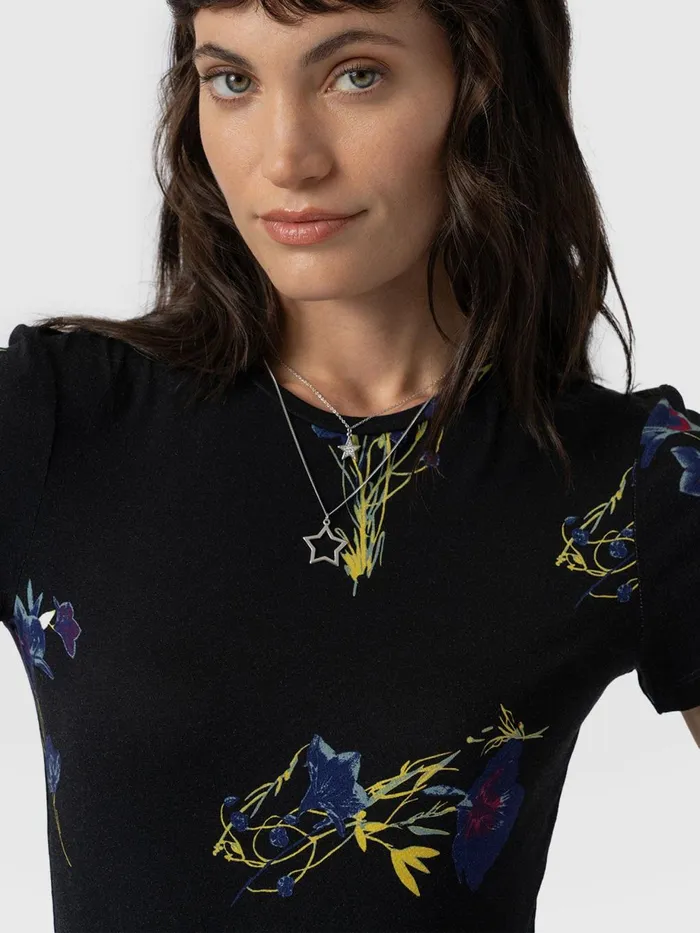 Saint And Sofia TShirts and Tanks Women Austen Crew Neck Tee Short Sleeve 8211 Blue Lily Gardens Blue Lily Gardens