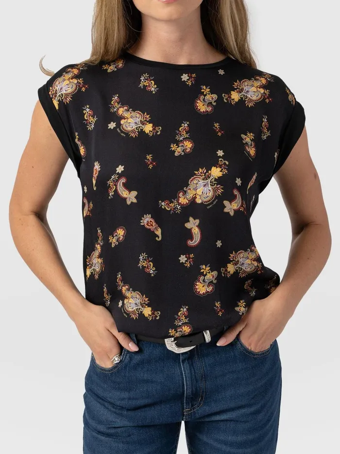 Saint And Sofia TShirts and Tanks Women Turn Up Contrast Tee 8211 Black Paisley Black Paisley