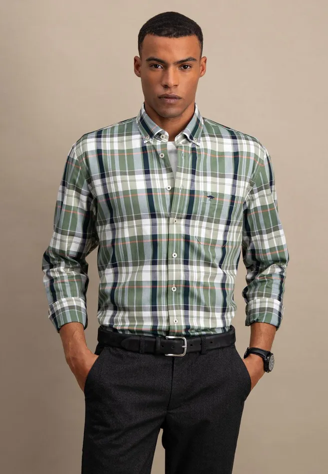 Shirts Men FYNCHHATTON Carroted Shirt With Buttondown Collar Dark Emeraldvibrant Bluerust Shirts Men FYNCHHATTON Carroted Shirt With Buttondown Collar Dark Emeraldvibrant Bluerust