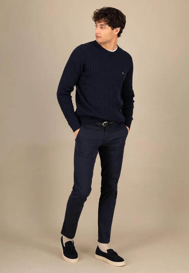 Sweater Men FYNCHHATTON Cotton Sweater With A Cable Knit Pattern Poppy Redstrong Bluenew Offwhiteturf Greennavy