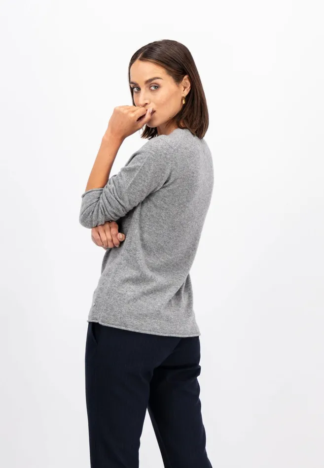 Sweater Women FYNCHHATTON Soft Cashmere Oneck Sweater Pinkblackhot Gingermystic Purpleoffwhitesilver Graycamelsweet Berryspicy Curry Sweater Women FYNCHHATTON Soft Cashmere Oneck Sweater Pinkblackhot Gingermystic Purpleoffwhitesilver Graycamelsweet Berryspicy Curry