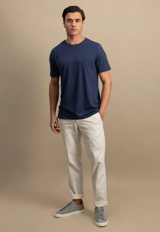 Tshirts Men FYNCHHATTON Tshirt CasualFit With A Round Neckline Summer Breezestrong Bluenavynew Offwhite