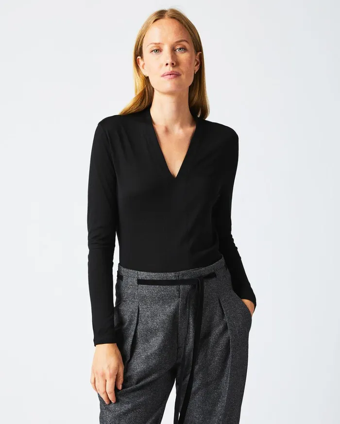 Tops Women Billy Reid V Neck Knit Black