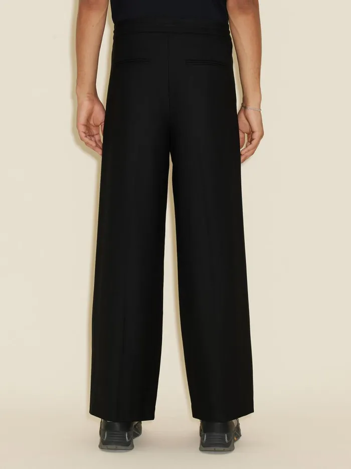 Trousers and Shorts Men Holzweiler Lan Trousers Black