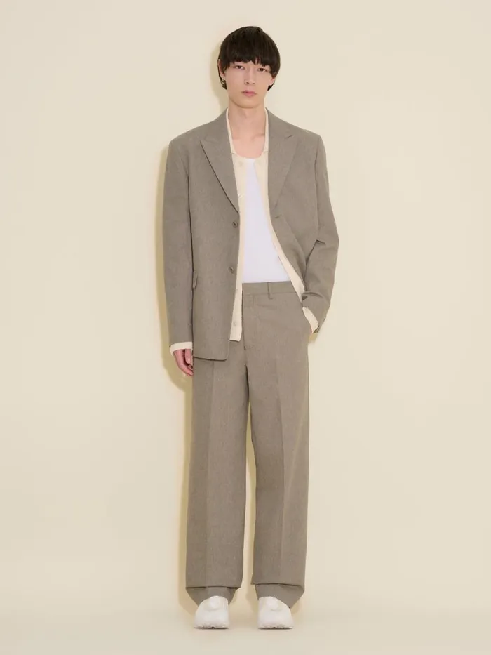 Trousers and Shorts Men Holzweiler Neo Suit Trousers Taupe