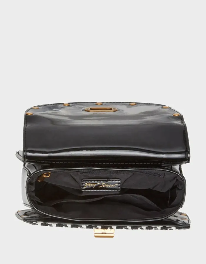 Women A REAL TART MINI FLAP CROSSBODY BLACKWHITE Black White Betsey Johnson Women A REAL TART MINI FLAP CROSSBODY BLACKWHITE Black White Betsey Johnson