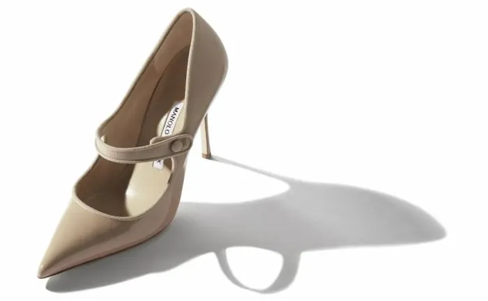 Women Cool Beige Patent Leather Pointed Toe Pumps Manolo Blahnik Pumps