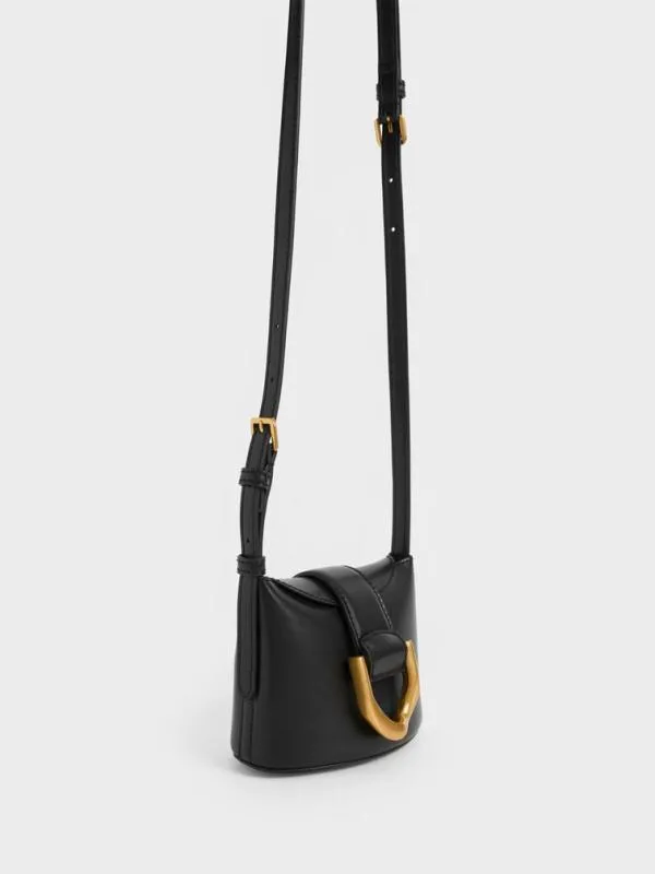 Women Gabine Bucket Bag 8211 Black CHARLES and KEITH Top Handle Bags